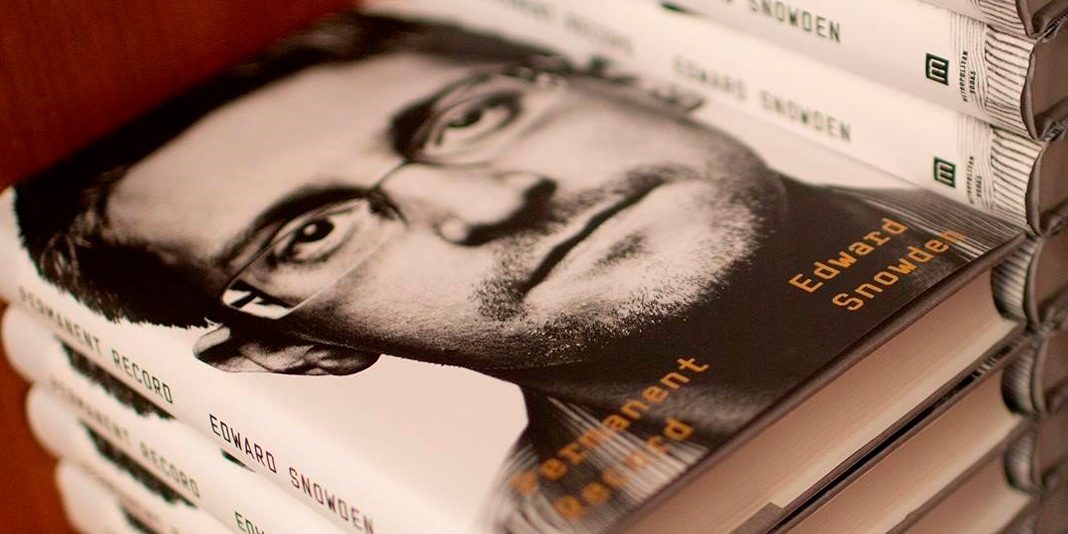 biblioteca_snowden